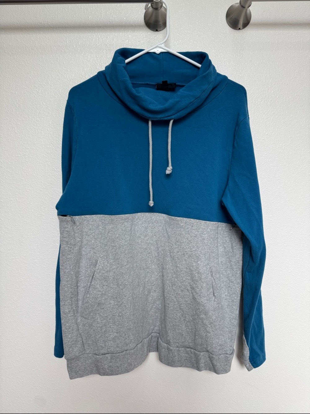Nursing Queen Teal and Light Gray Colorblock Cowl Neck Sweater
